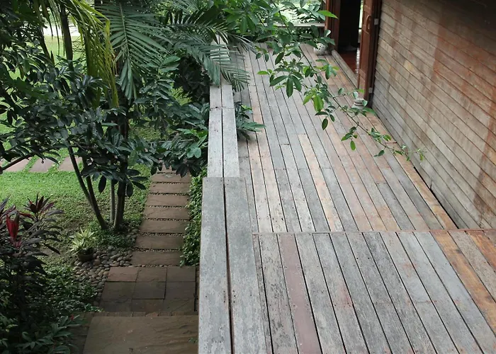 บ้านท้ายวัง เกสต์เฮ้าส์